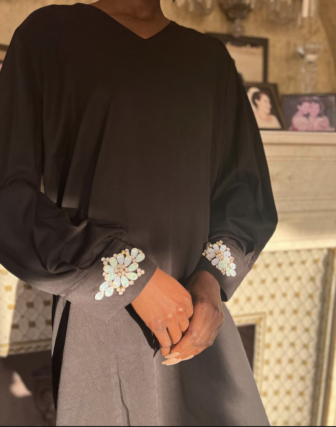The AA top in Cotton with flower crystals on sleeves